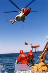 BuzzardsBayEntranceLight-USCG-H3-55107-150-4